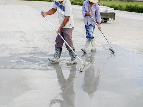 水泥路面裂缝修补
