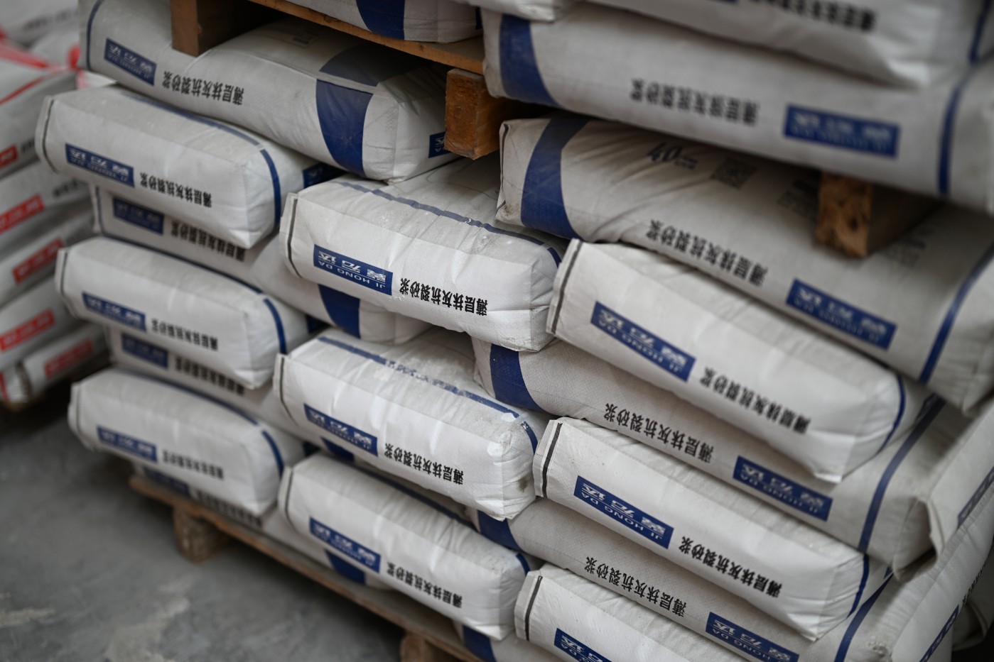 薄层抹灰抗裂砂浆